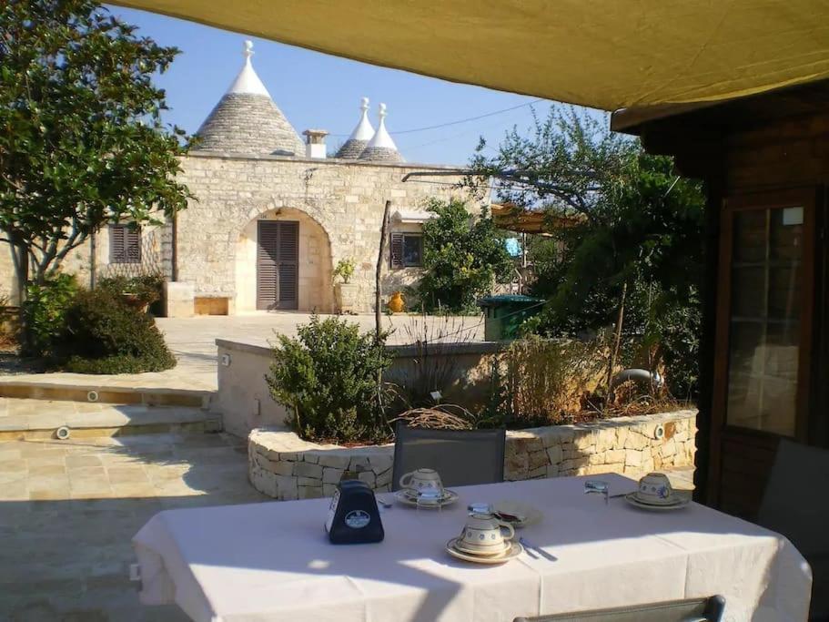 Trulli Giulivi Villa Locorotondo Eksteriør bilde
